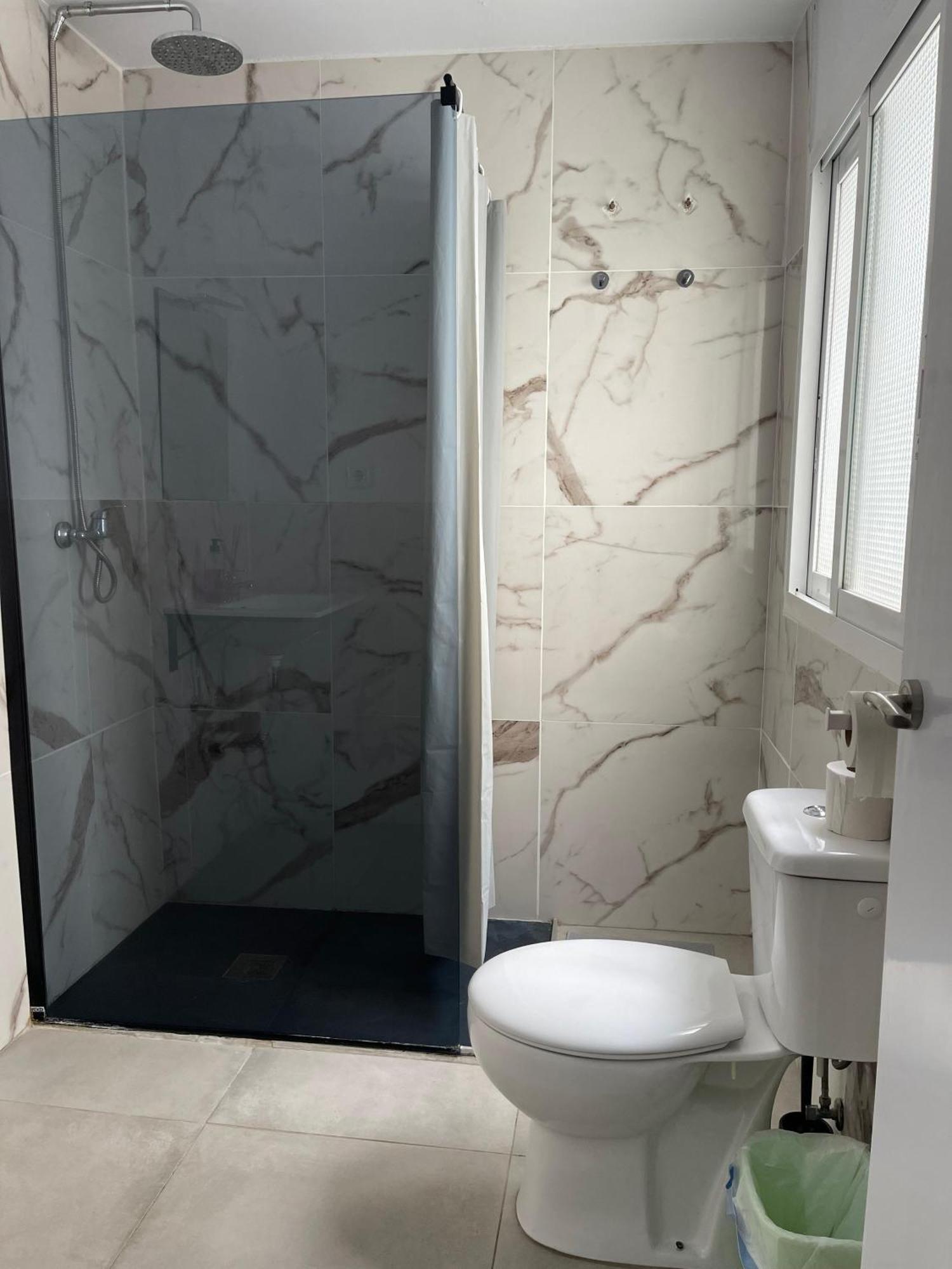 Hostal Santa Calma Marbella Eksteriør bilde