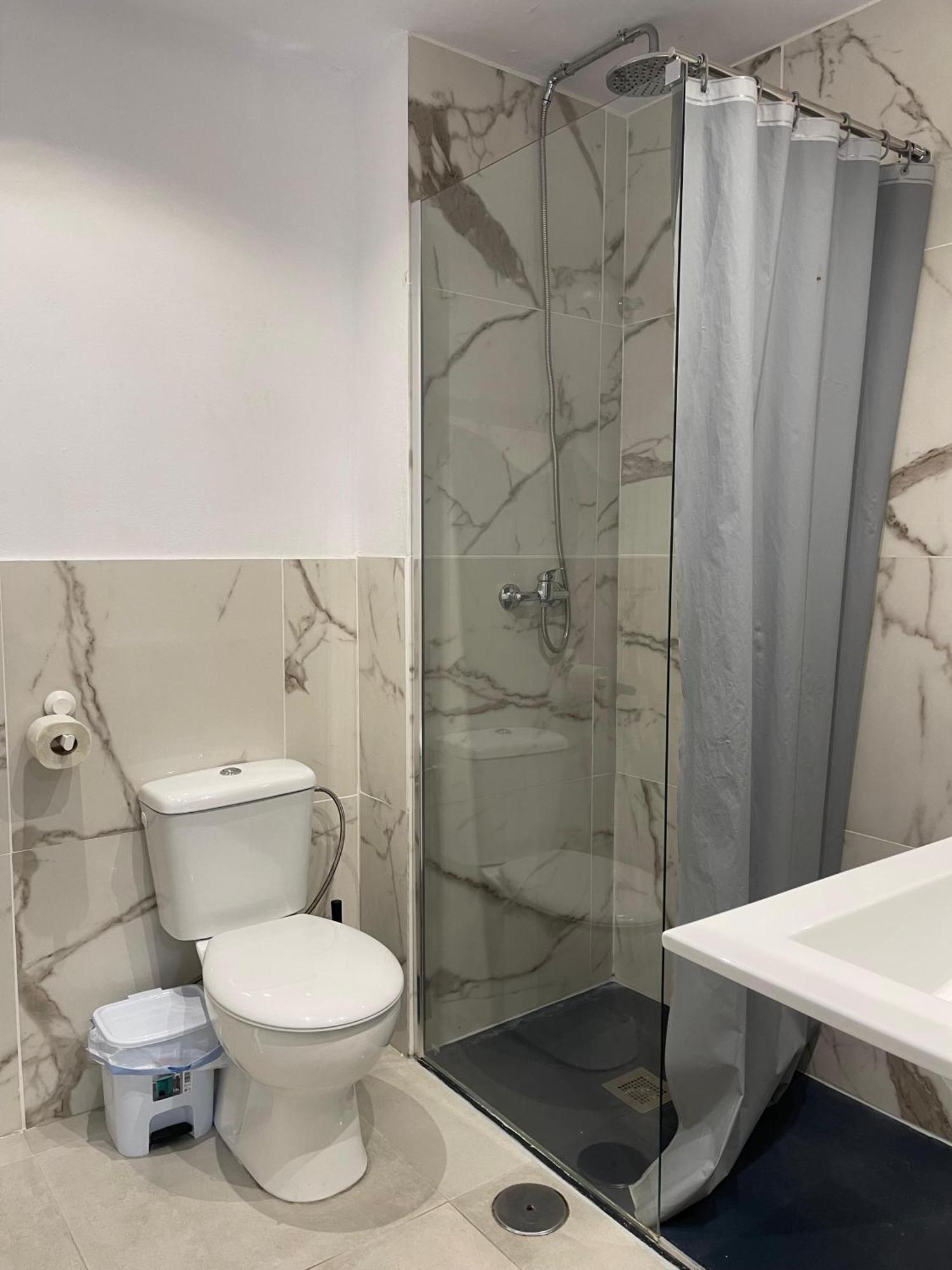 Hostal Santa Calma Marbella Eksteriør bilde